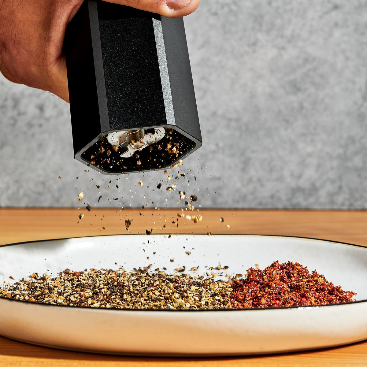 HexMill Pepper Grinder, Onyx